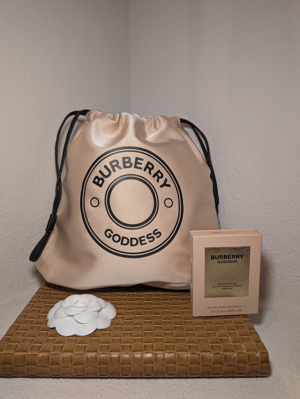 Burberry Goddess + Drawstring Pouch